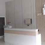18th & 16h Floor Secure Luxury With Pool & Fitness Included In Price