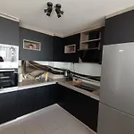 Lägenhet 18th & 16h Floor Secure Luxury With Pool & Fitness Included In Price Skopje