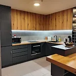 18th & 16h Floor Secure Luxury With Pool & Fitness Included In Price Apartman