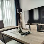 18th & 16h Floor Secure Luxury With Pool & Fitness Included In Price Lägenhet *