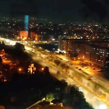 18th & 16h Floor Secure Luxury With Pool & Fitness Included In Price アパート スコピエ