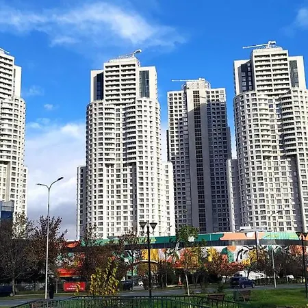 18th & 16h Floor Secure Luxury With Pool & Fitness Included In Price