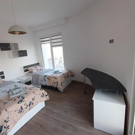 Appartement 18th & 16h Floor Secure Luxury With Pool & Fitness Included In Price *