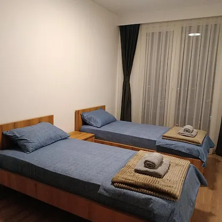 18th & 16h Floor Secure Luxury With Pool & Fitness Included In Price