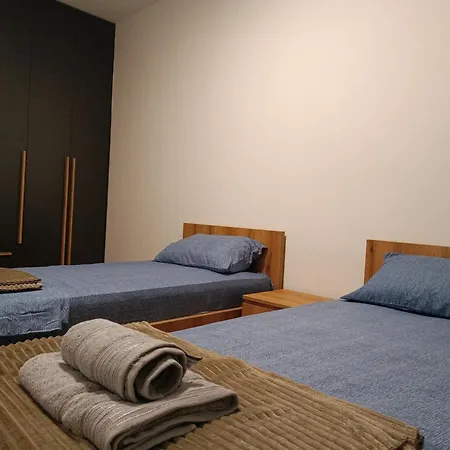 Daire 18th & 16h Floor Secure Luxury With Pool & Fitness Included In Price