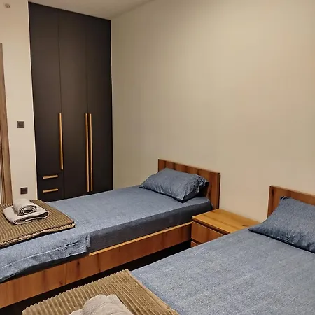 Daire 18th & 16h Floor Secure Luxury With Pool & Fitness Included In Price *