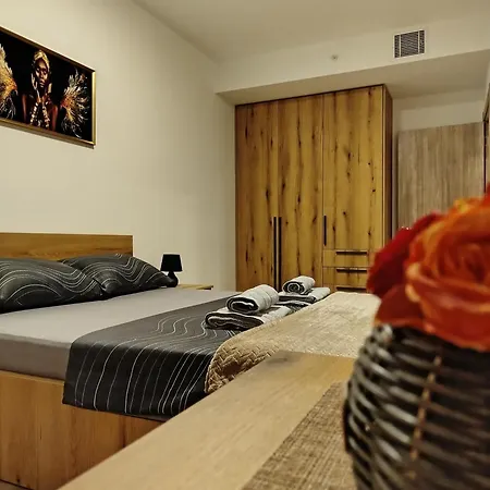 18th & 16h Floor Secure Luxury With Pool & Fitness Included In Price * Skopie