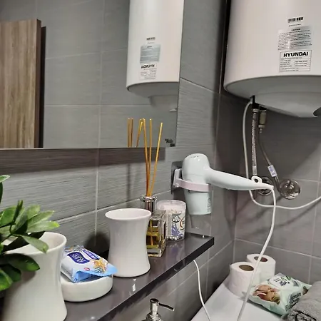 Daire 18th & 16h Floor Secure Luxury With Pool & Fitness Included In Price