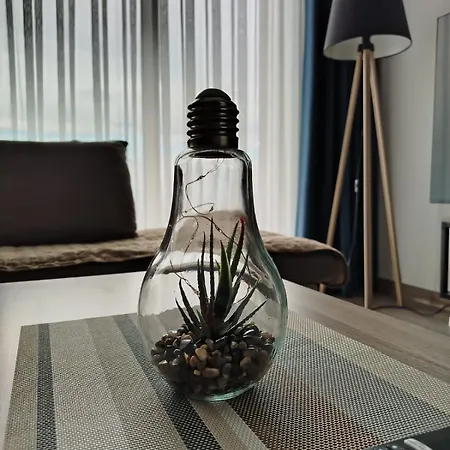 18th & 16h Floor Secure Luxury With Pool & Fitness Included In Price * スコピエ