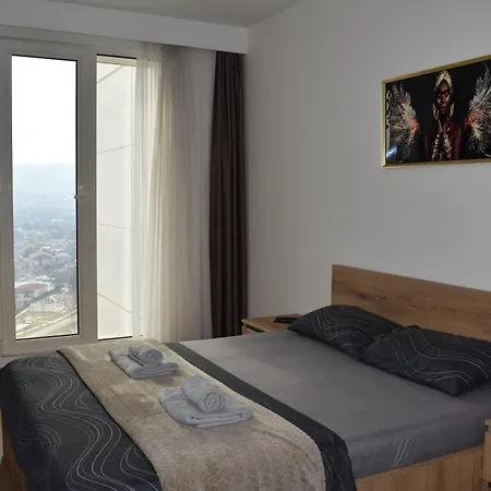 18th & 16h Floor Secure Luxury With Pool & Fitness Included In Price * Szkopje