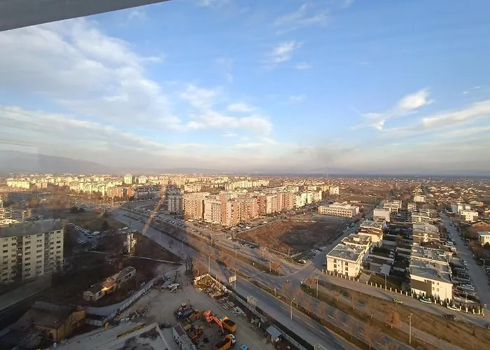 18th & 16h Floor Secure Luxury With Pool & Fitness Included In Price Апартаменты *