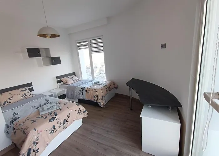 Апартаменты 18th & 16h Floor Secure Luxury With Pool & Fitness Included In Price *