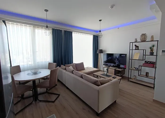 18th & 16h Floor Secure Luxury With Pool & Fitness Included In Price Apartment Skopje