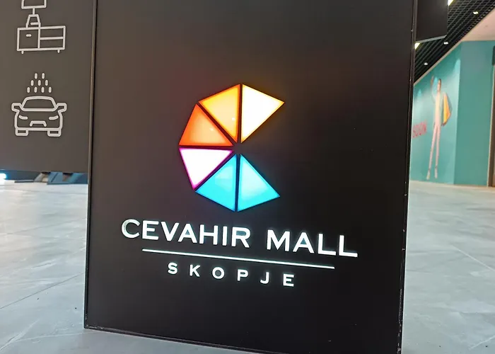 18th & 16h Floor Secure Luxury With Pool & Fitness Included In Price