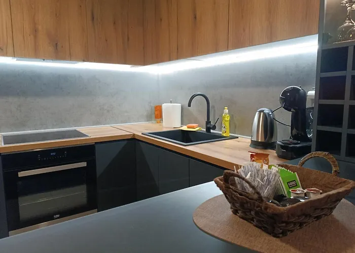 18th & 16h Floor Secure Luxury With Pool & Fitness Included In Price * Skopje