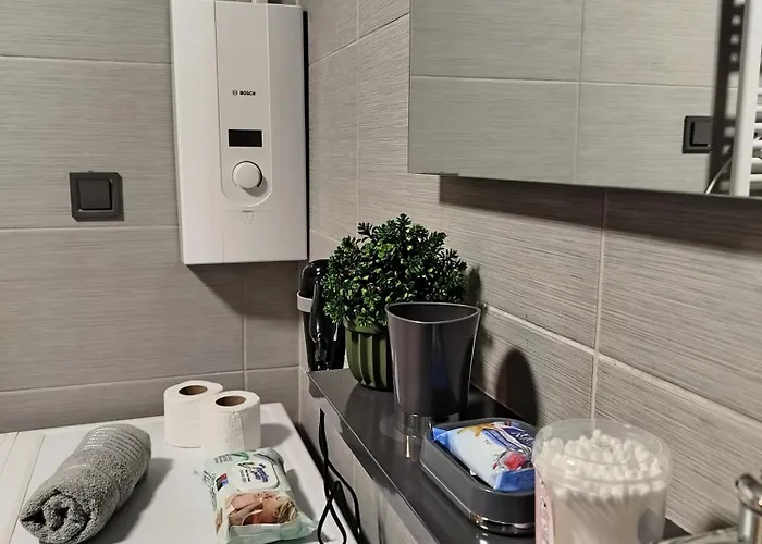 18th & 16h Floor Secure Luxury With Pool & Fitness Included In Price Apartment Skopje